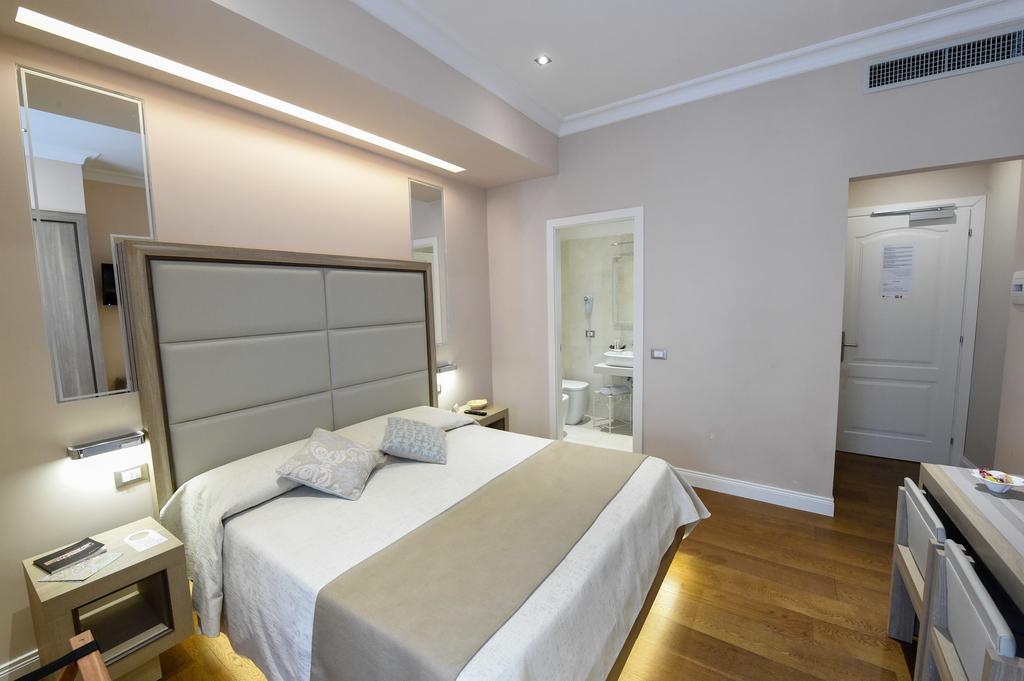 Domus Clara Hotel Rome Buitenkant foto
