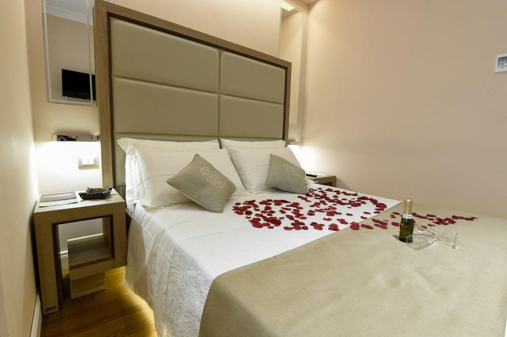 Domus Clara Hotel Rome Buitenkant foto