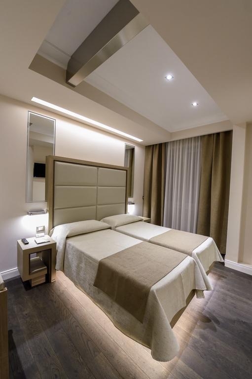Domus Clara Hotel Rome Buitenkant foto