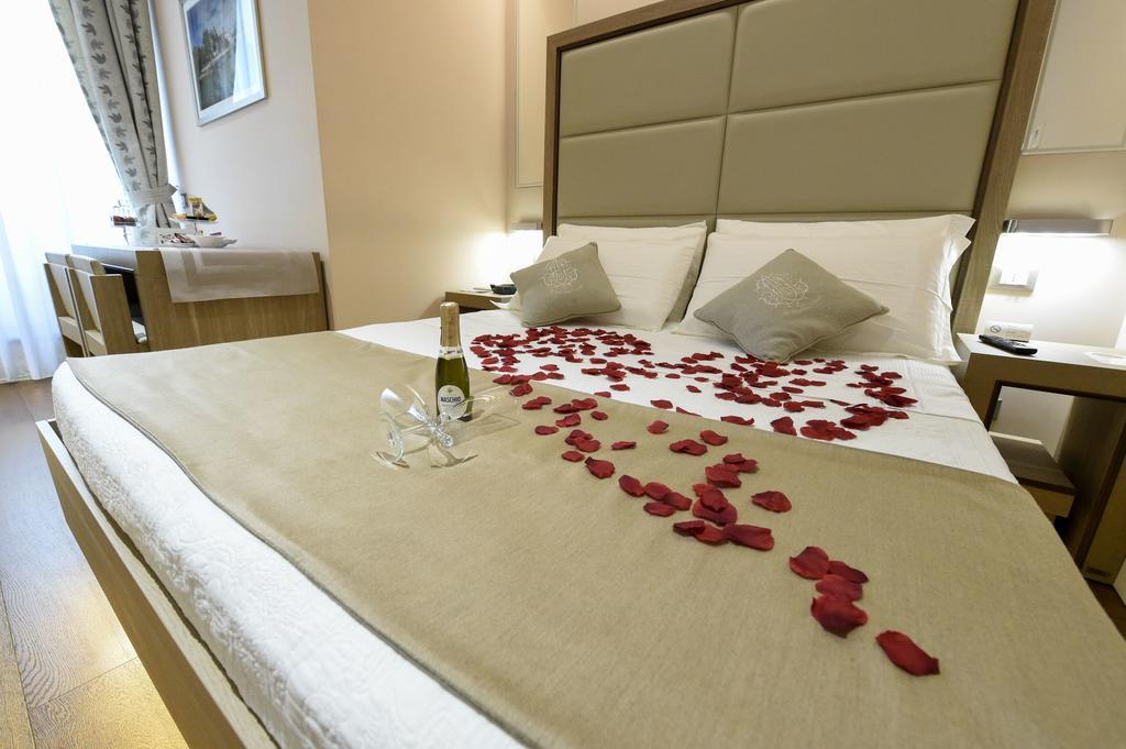 Domus Clara Hotel Rome Buitenkant foto