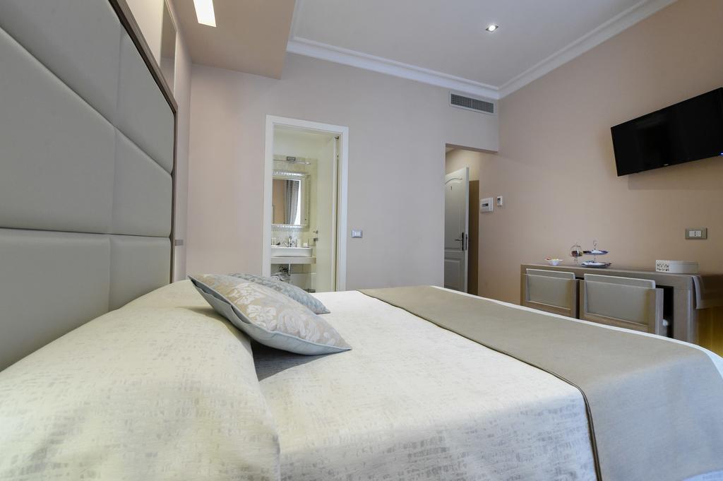 Domus Clara Hotel Rome Buitenkant foto